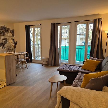 Appartement Cosy Pres Du Rer Chessy  Dış mekan fotoğraf